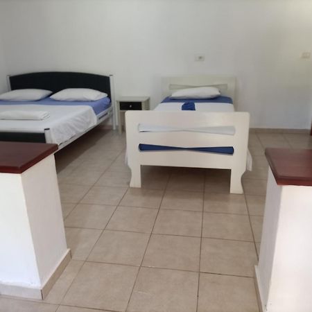 Baci Apartments Ksamil Eksteriør billede