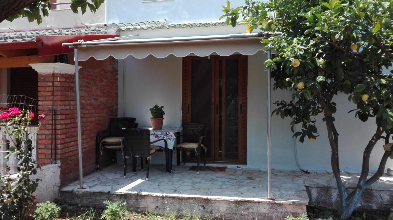Baci Apartments Ksamil Eksteriør billede