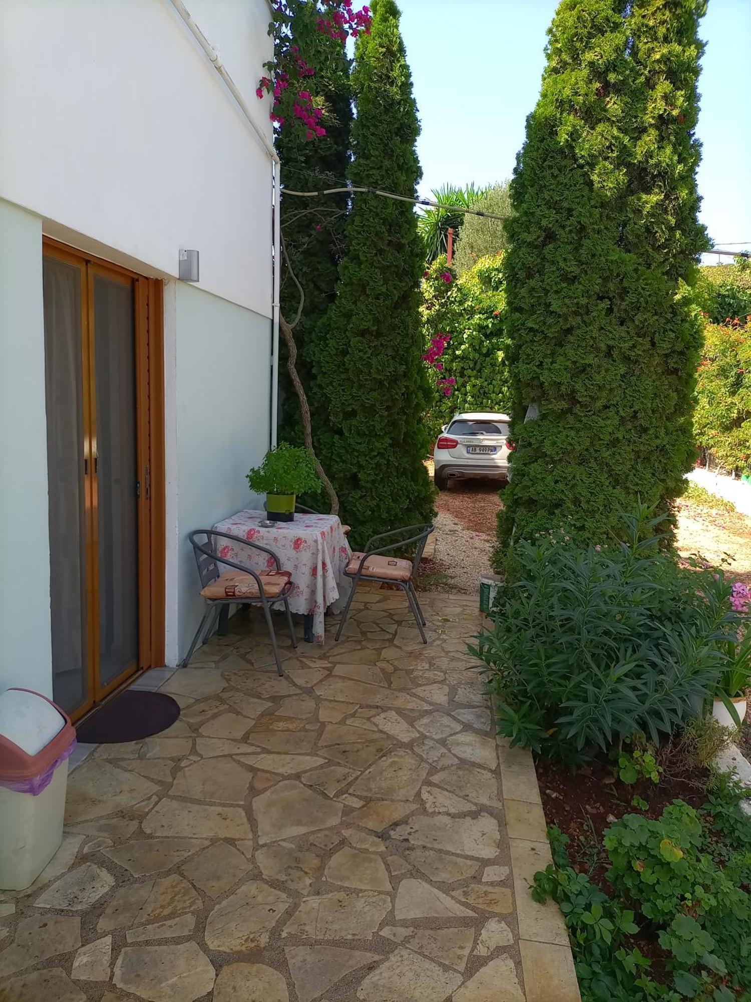 Baci Apartments Ksamil Eksteriør billede